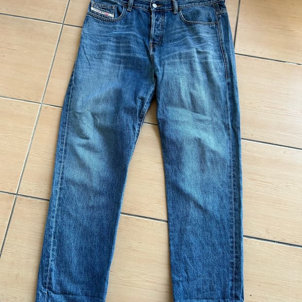 디젤 레귤러스트레이트진 34in