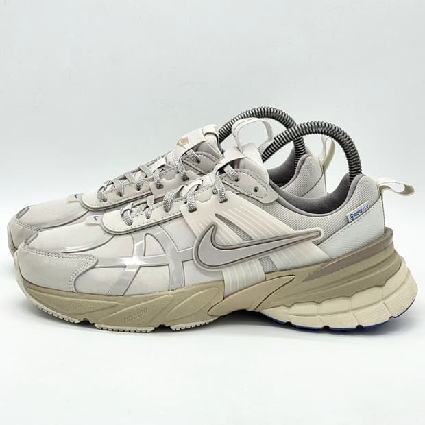  나이키 우먼스 V2K 런 고어텍스 라이트 본 (245) 