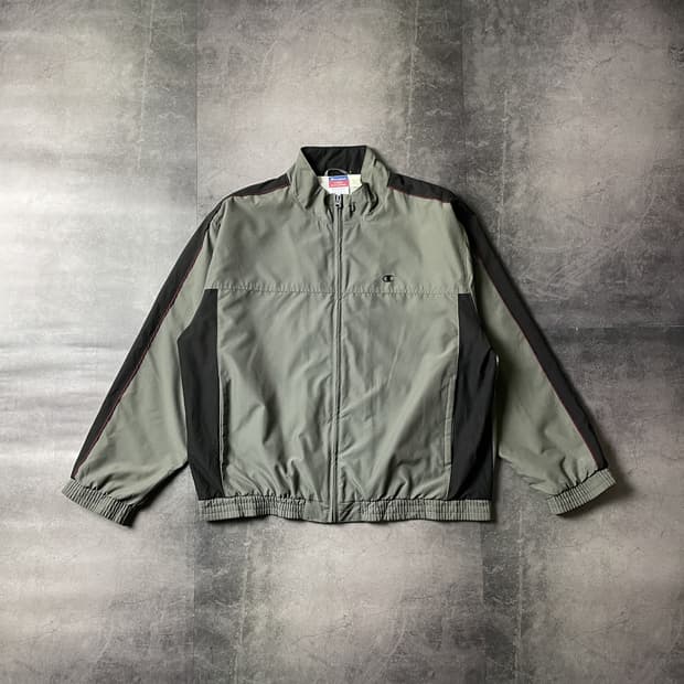 CHAMPION 챔피온 빈티지 카키 윈드브레이커 A00385