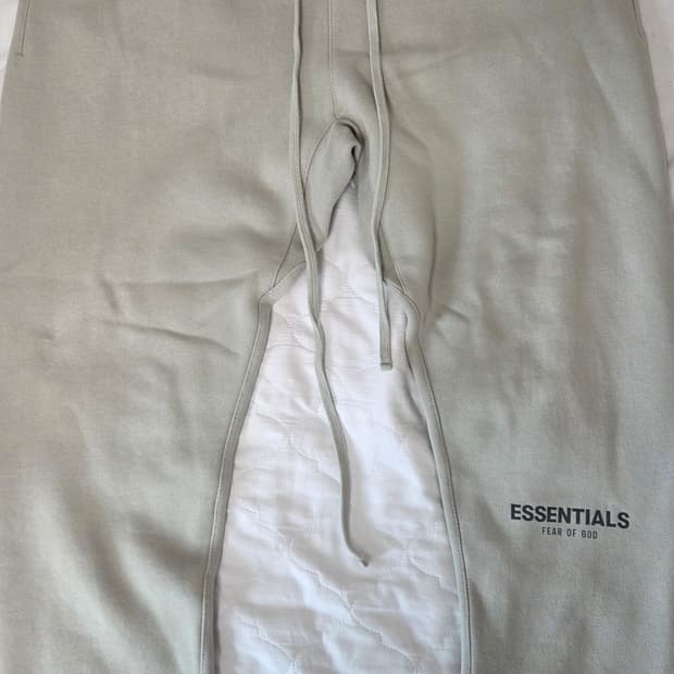 에센셜 조거팬츠 XL 새상품