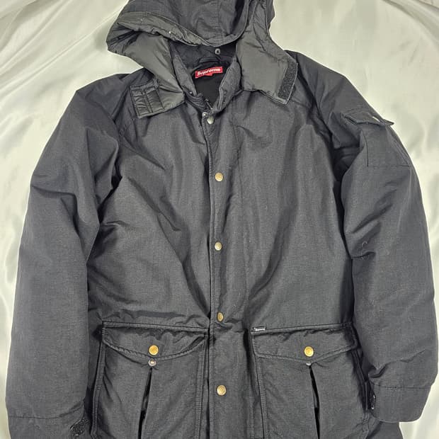 슈프림다운파카