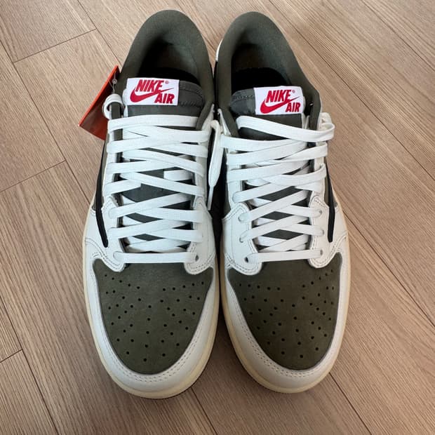 조던 1 x 트래비스 스캇 레트로 로우 OG SP 리버스 올리브