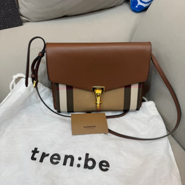 버버리 맥켄 크로스백 