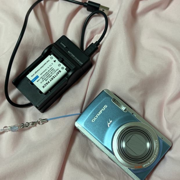 올림푸스 뮤 7040 블루 디카