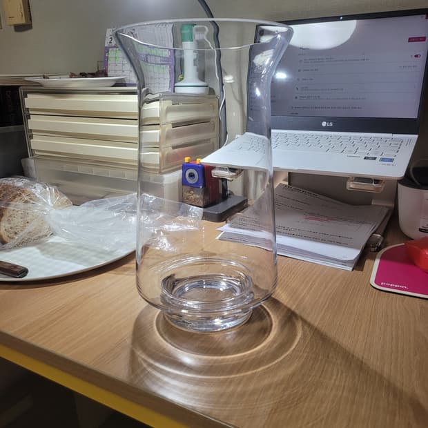 투명 유리 화병