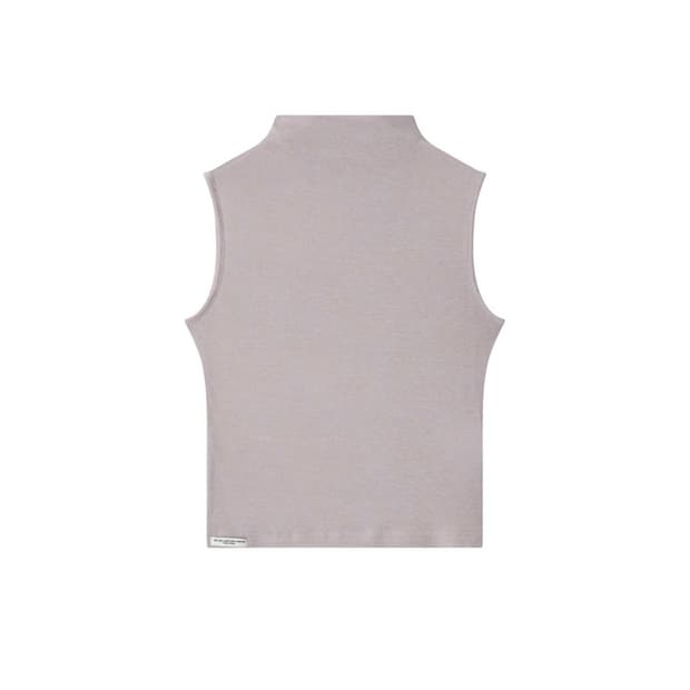 Amorshaee 아모르샤이 mock neck 슬리브리스 구해요