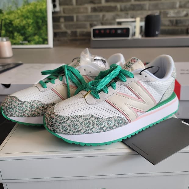 새상품 뉴발란스 237 카사블랑카콜라보275