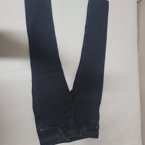 띠어리 애쉬드블랙 스키니진 28