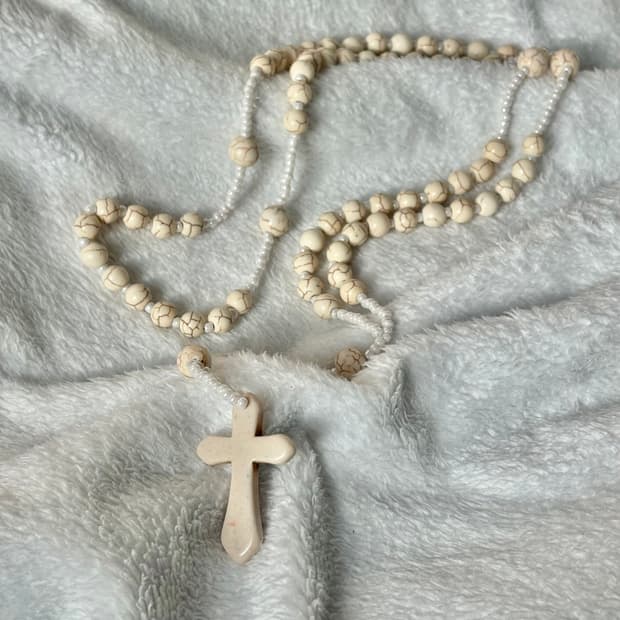 아이보리 크랙 빈티지 로자리오