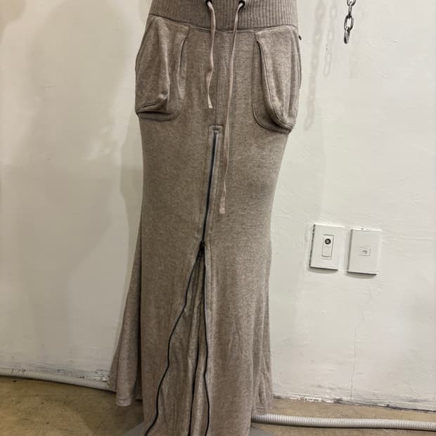 g.o.a 고아 입체포켓 오트밀 지퍼스커트 갸루 y2k