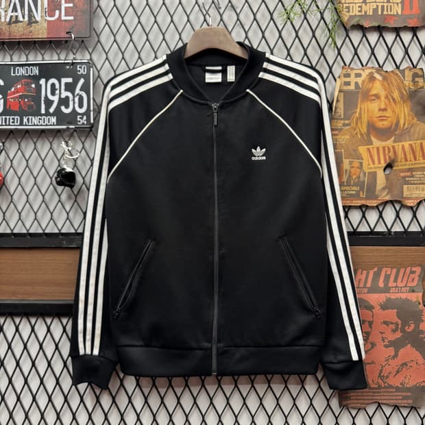 아디다스 트랙 자켓 레글런핏 전면 로고 포인트 블랙 화이트