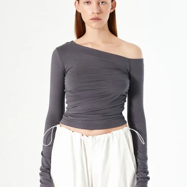 다이애그널 ONE SHOULDER SOFT TEE (grey)