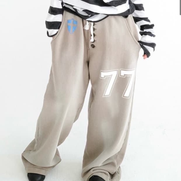 (구해요) 샵페어리 페어리 버튼 팬츠 코코아