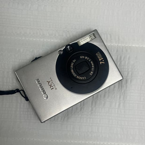 캐논 ixus70  ixy10블랙