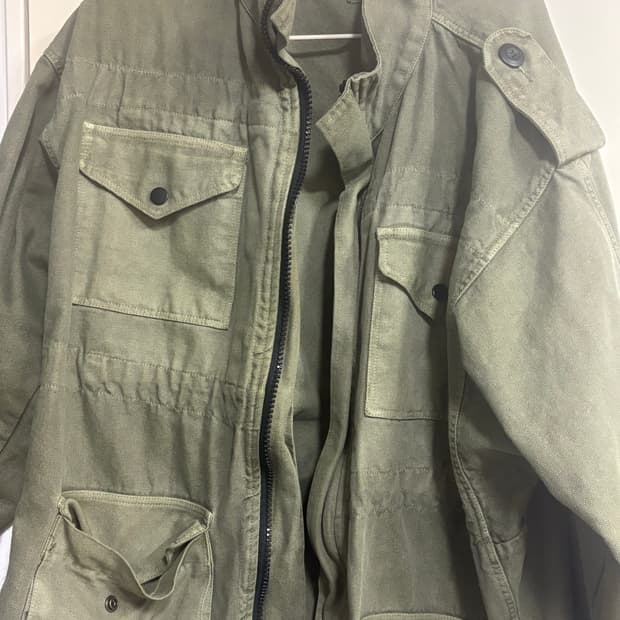 이이알하우스 사파리 자켓