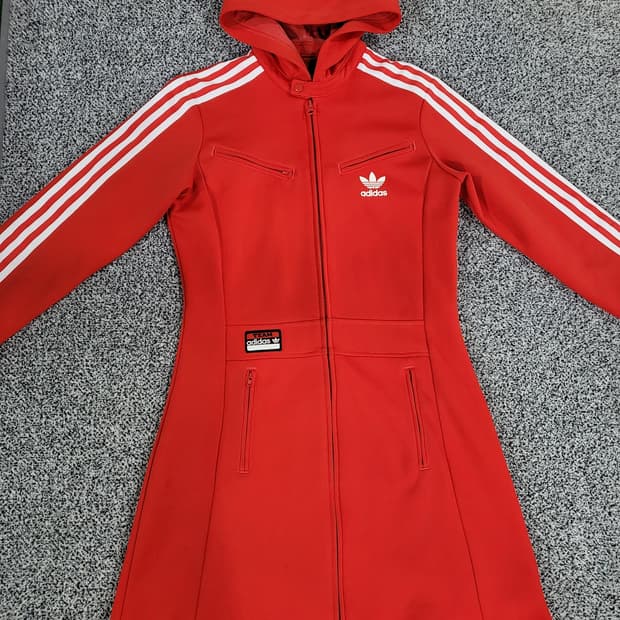 아디다스 트레포일 롱 후드 원피스 집업 (레드)