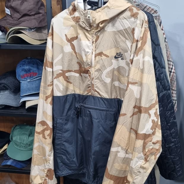 나이키 수입정품 봄 반집업 아노락 105적당(표기라지)