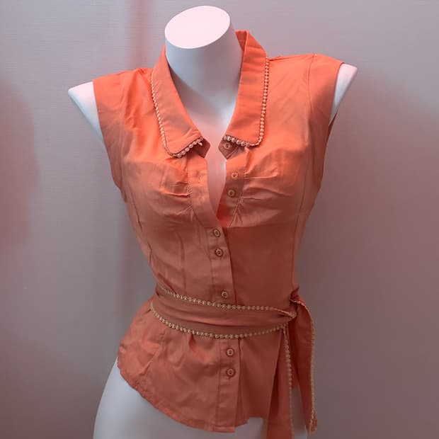 빈티지 코랄오렌지 슬리브리스 셔츠