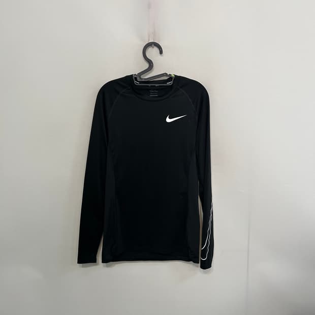 나이키 프로 컴플레션 티셔츠 95