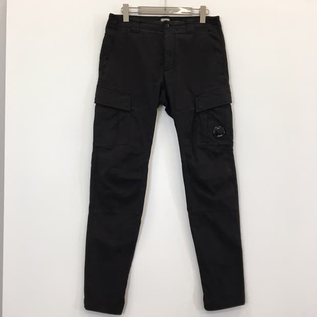 CP컴퍼니 (국내판) 렌즈 가먼트다이 카고팬츠 32 인치 