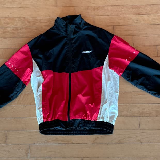 큐티에잇 안수호 바람막이