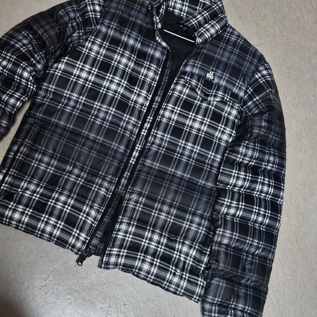 나이키 acg 타탄체크 패딩/경량퍄딩 /구스패딩