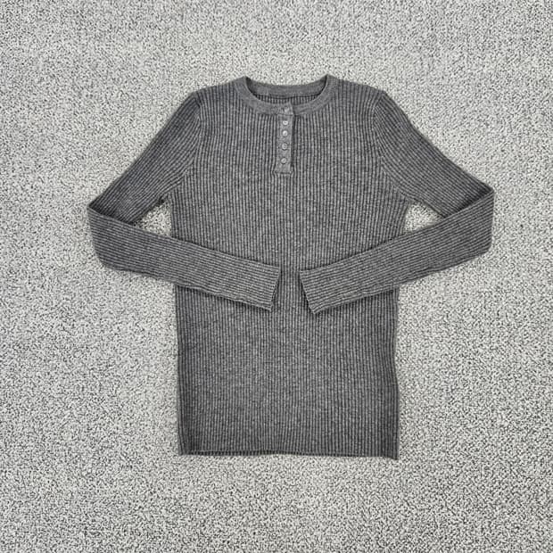 [F] 디자인바이서울 여성 그레이 골지 니트 스웨터 1104JM1