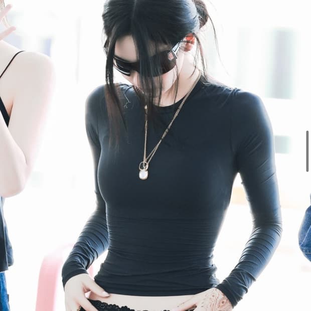스킴스 롱슬리브 블랙 새제품 xs