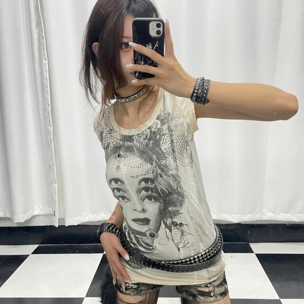 🎸DIESEL 화이트 프린팅 티셔츠🎸
