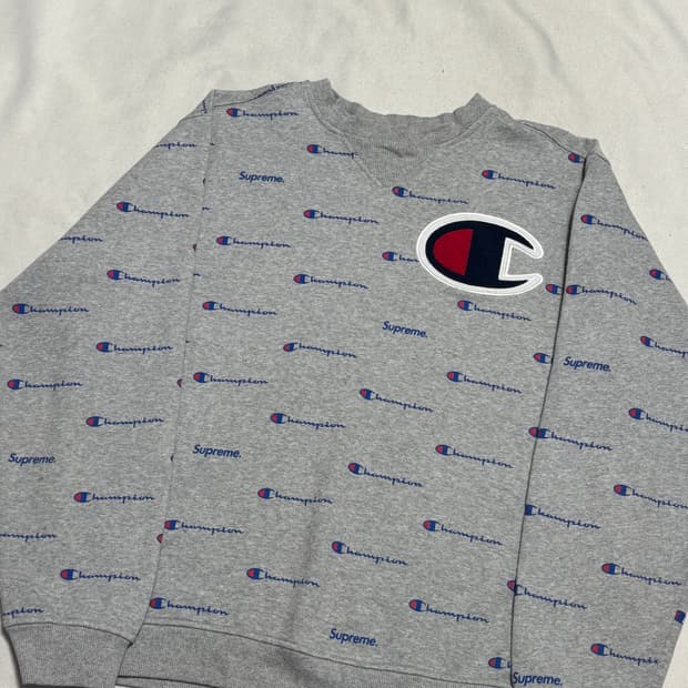 L 슈프림 X 챔피온 맨투맨