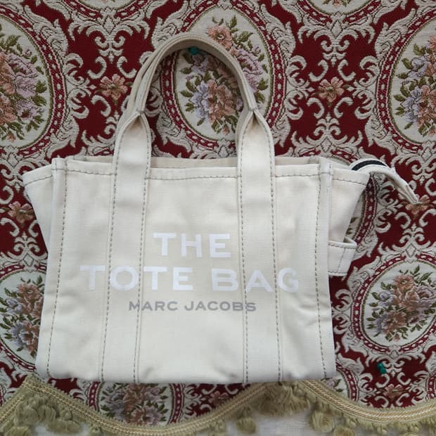 마크제이콥스 스몰 토트백

