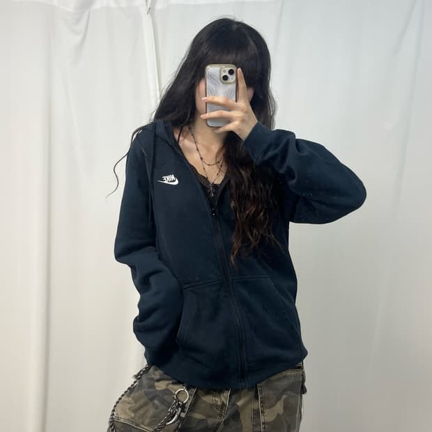 Nike black zip-up hoodie