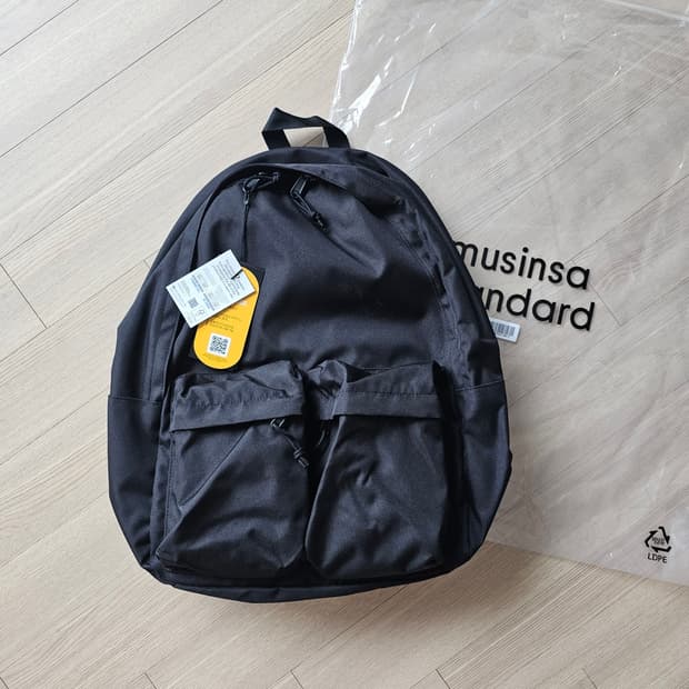 새제품) 무신사스탠다드 코듀라 빅 사이즈 투 포켓 백팩 25L 가방 공용