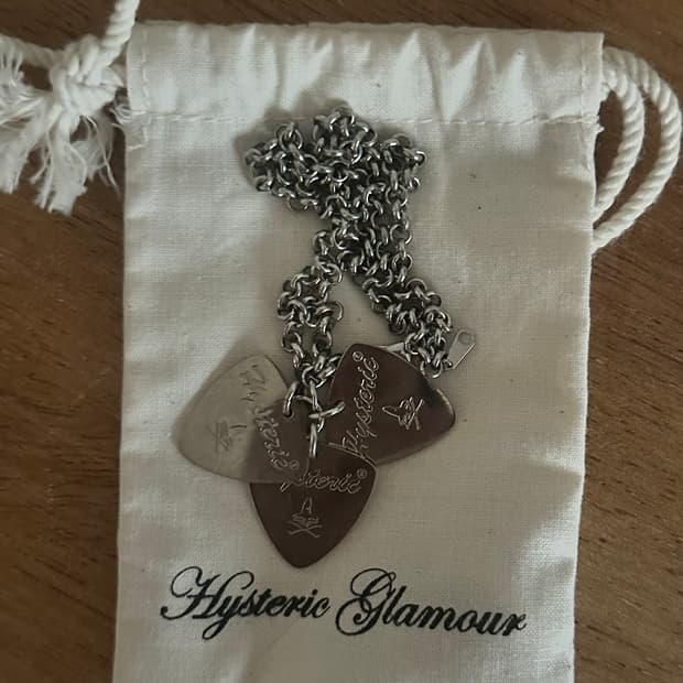 히스테릭글래머 기타 피크 목걸이