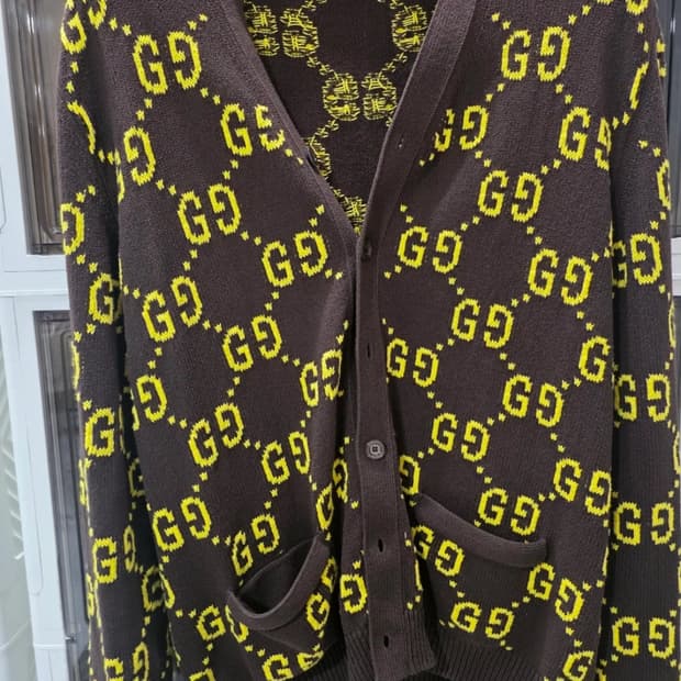 (새상품급 한정색)구찌 자카드 gg패턴 기디건