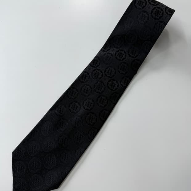 블랙 패턴 실크 넥타이 9cm