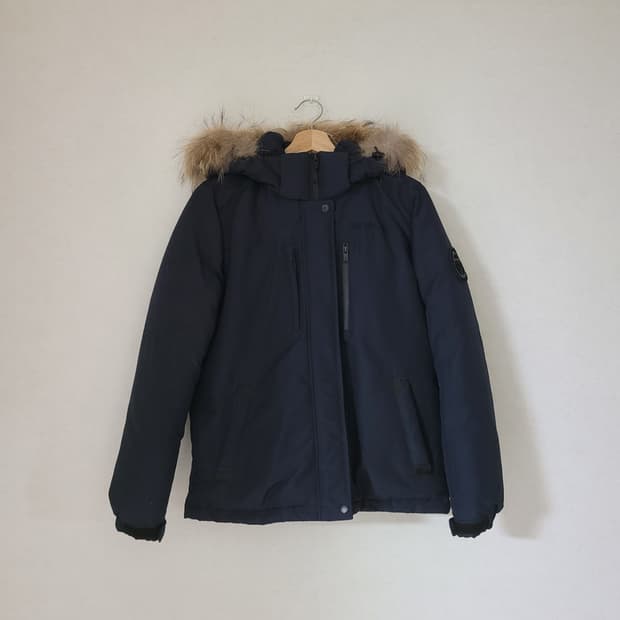 GUESS 게스 탄탄이 여성 다운 점퍼 패딩 80