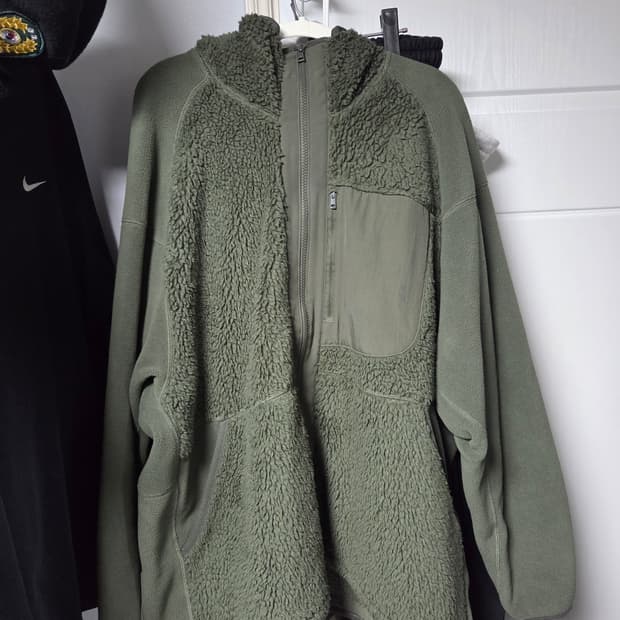 (4XL) 유니클로 화이트 마운티니어링 풀집 파카