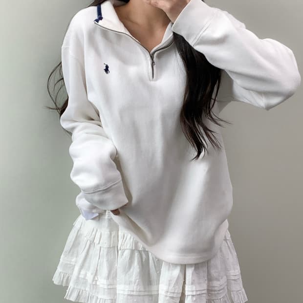 폴로 반집업 니트