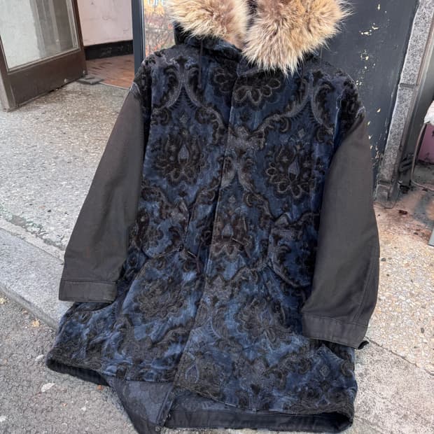 미하라야스히로 페이즐리 퍼후드 피쉬테일 파카 