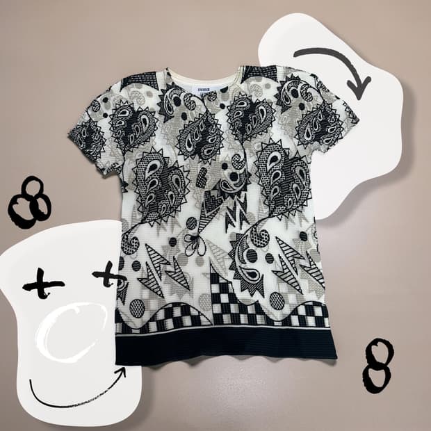 Issey Miyake 이세이미야케 플리츠 패턴 반팔