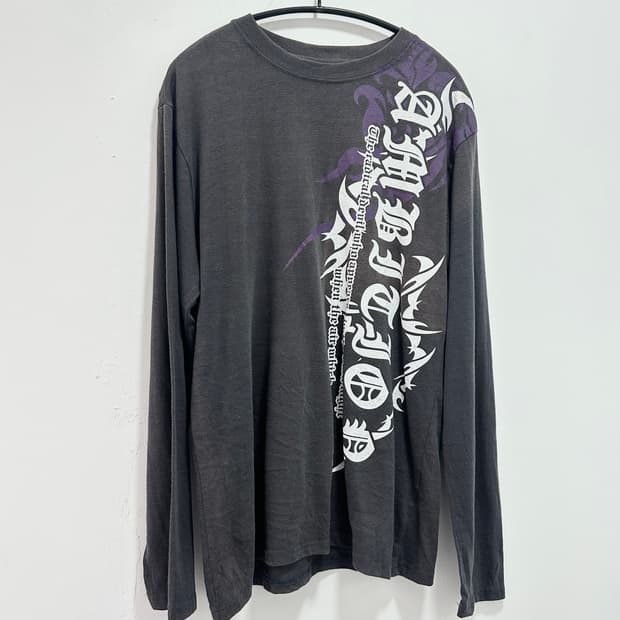 Bullet Noise gothic lettering tribal sle