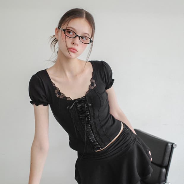 드라이로즈 부케 코르셋 탑 블랙 아일렛 dryrose