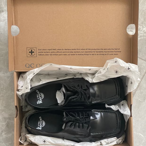 닥터마틴 더로우