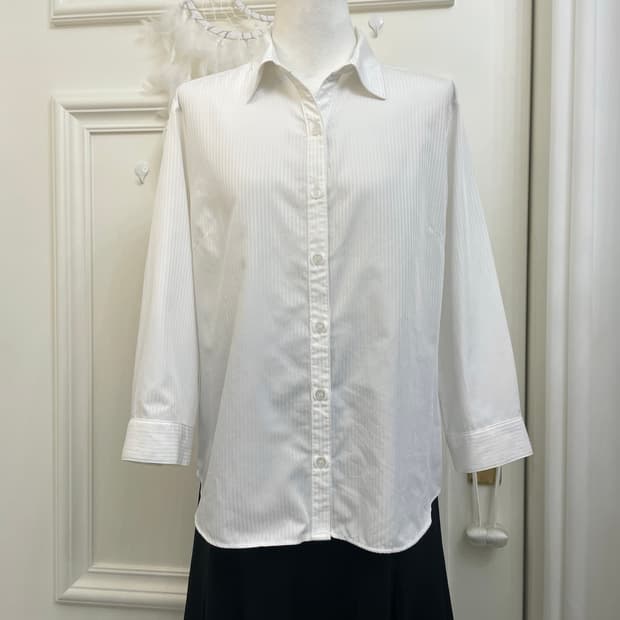 CINEMA CLUB white basic shirt(size-L)