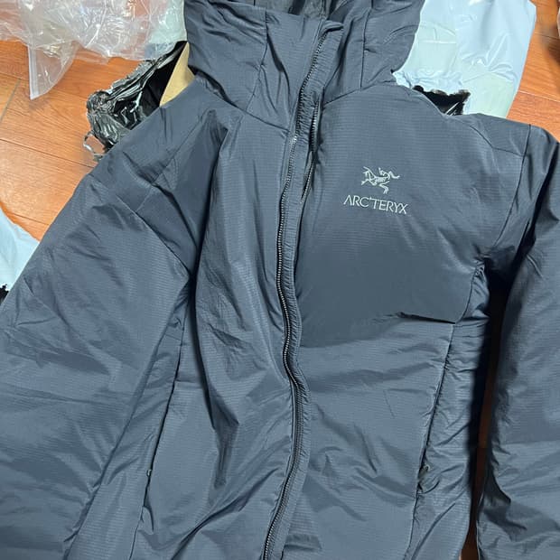 아크테릭스 아톰 ar 후디