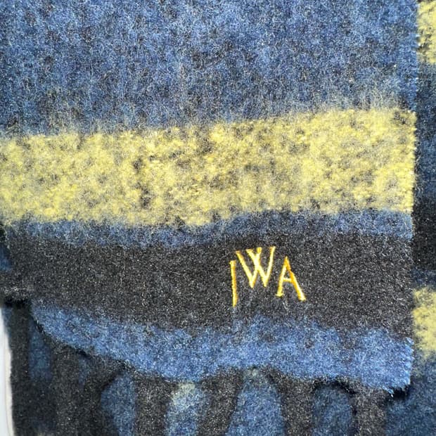 유니클로 jw앤더슨 콜라보 머플러