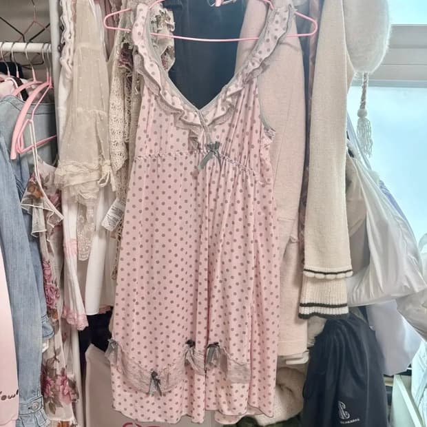 히메갸루 회핑 도트 프릴 룸웨어 원피스 슬립