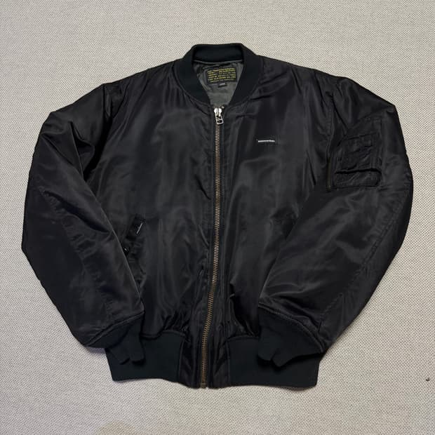 디스이즈네버댓 MA-1 항공 자켓