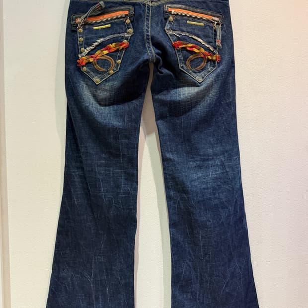 Red Pepper Y2K Embroidered Jeans (31)